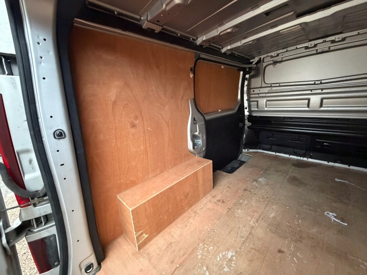 фото №9, Renault trafic vivaro talento магнитола заводские