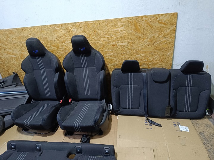 фото №11, Сиденья комплект диван зад megane iv gt