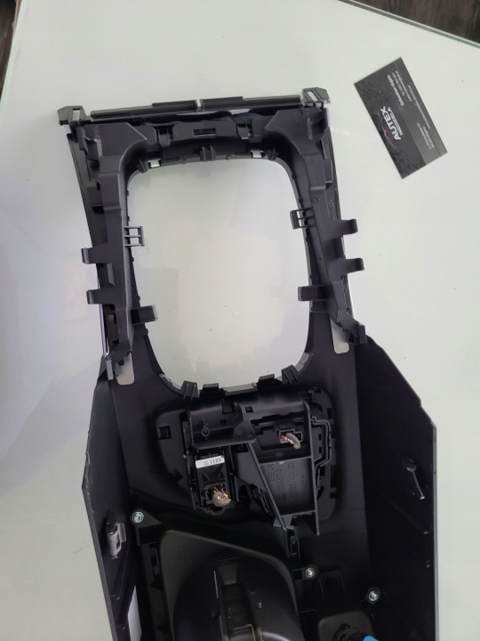 фото №9, Opel insignia a туннель средний гнездо usb, aux 13289002