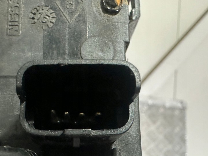 фото №8, Renault megane iii замок двері лівий перед 4 pin європа 805030001r-a