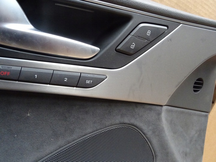 фото №3, Audi a8 d4 обивка дверь левый перед 4h1868017