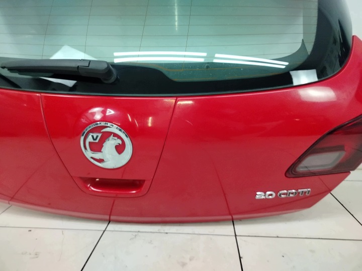 фото №6, Opel astra j hb 09r- крышка багажника зад задняя z50b