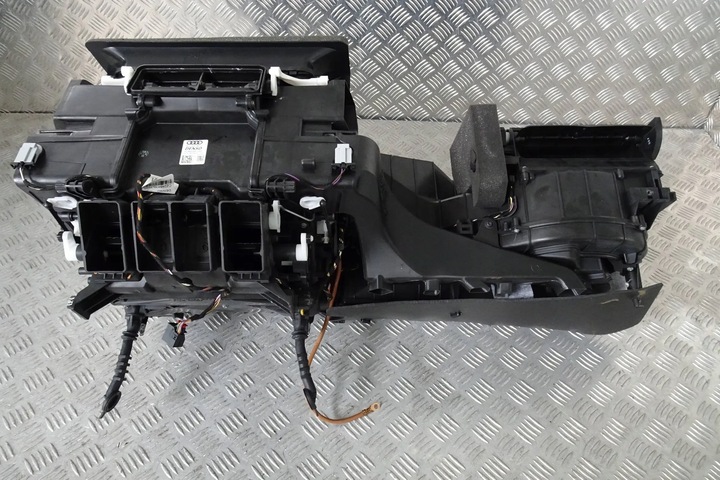 фото №1, Audi a6 c7 - обігрівач 4g1820005j нова