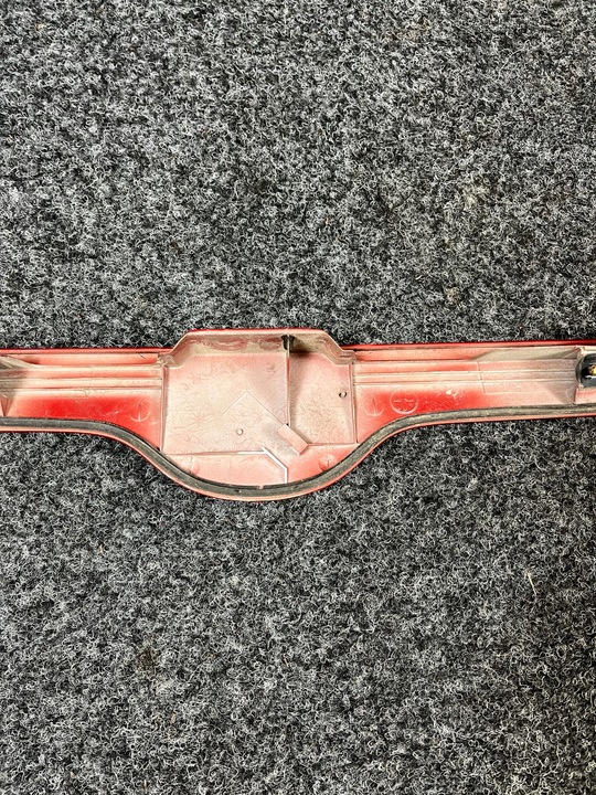 фото №9, Toyota corolla e12 планка накладка крышки багажника лак- 3n8