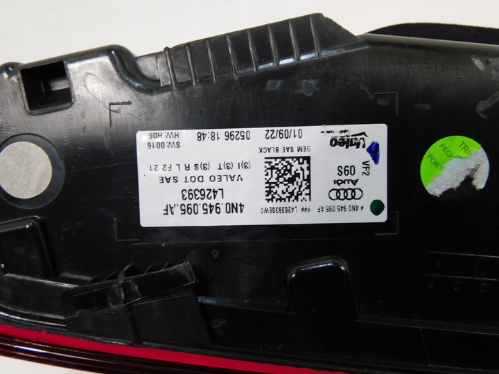 фото №13, Audi a8 d5 4n лампы зад накладка oled matrix