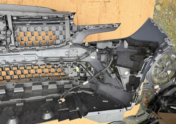 фото №13, Бампер перед передний комплектный renault e-tech espace vi 6 2025 2024 pdc