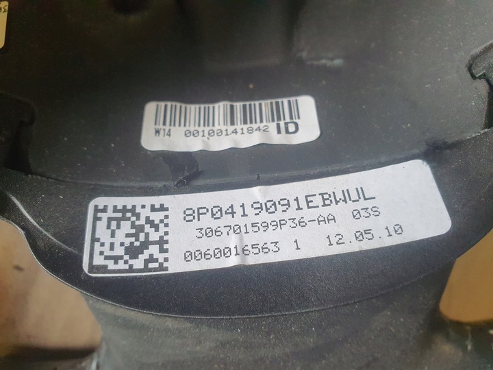 фото №8, Audi a5 q5 руль трёхспицевый мультифункция!!! s-line!!! 8p0419091eb