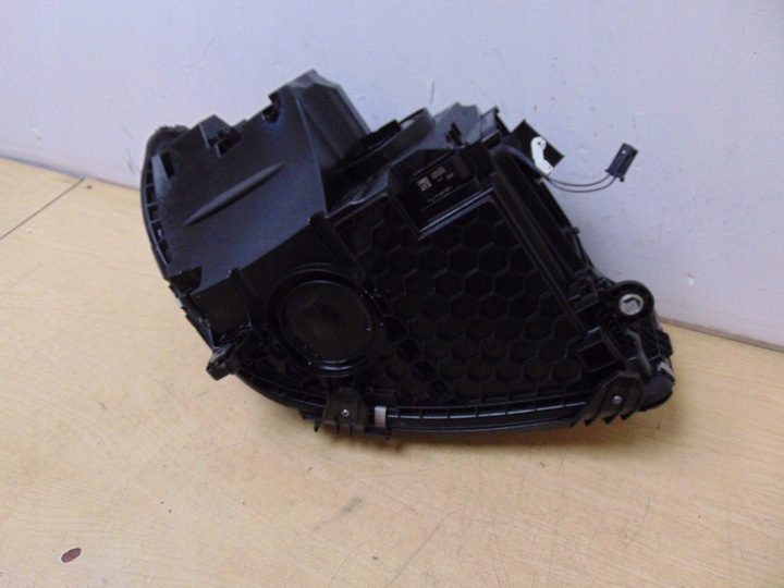 фото №13, Лампа ліва перед mercedes w206 a2069063903 європа