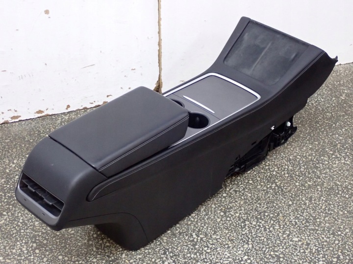 фото №11, Комплект сидений европа оригинал кожа tesla модель 3 21r