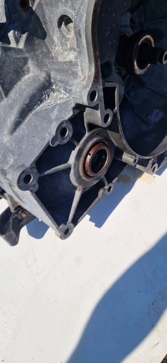 фото №8, Коробка передач механическая oem номер gu 13101871 opel vectra c 2.2 dti