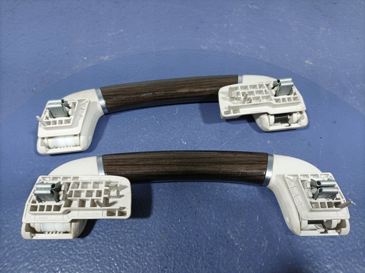 фото №6, Bmw 7 g11 g12 lci кріплення ручки стеля 4 szt