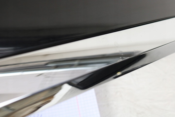 фото №8, Vw touareg iii планка дверь левая зад 760854950f .