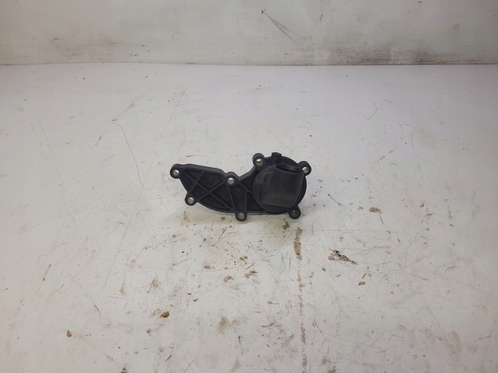 фото №1, Корпус термостата audi s4 s5 a6 3.0 t 06e121111al