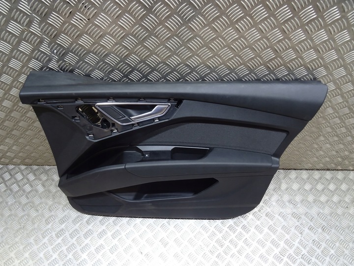 фото №10, Audi q4 e-tron suv сиденья диван обшивки подлокотник комплект