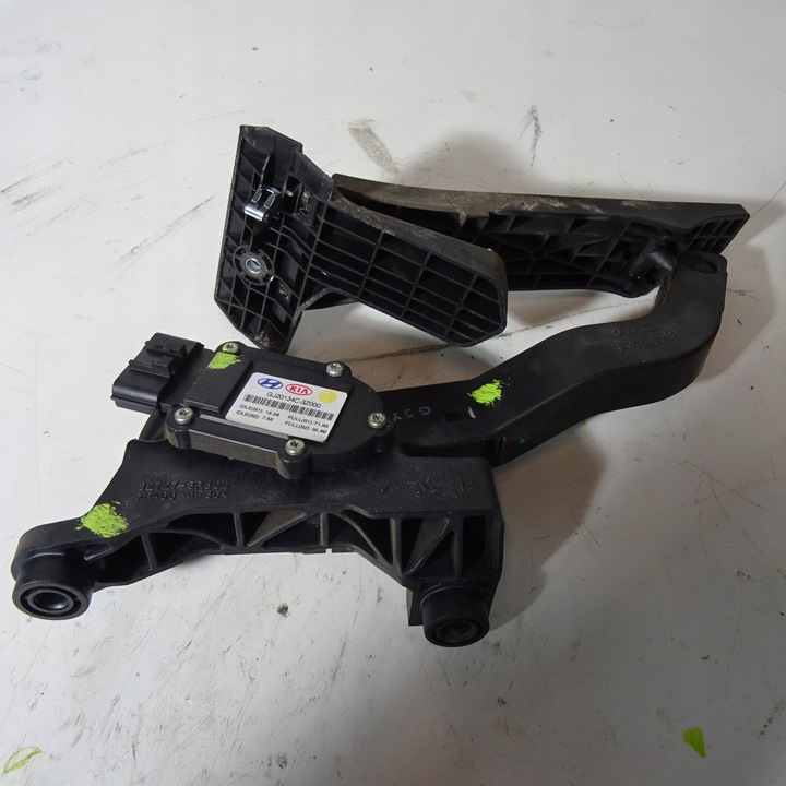 фото №1, Hyundai i40 1.6gdi педаль газу 32727-3r300