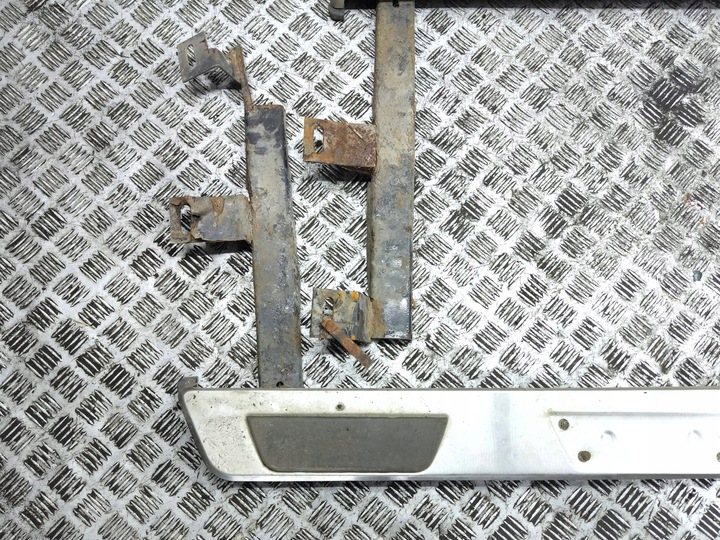 фото №16, Audi q7 4l 2006 комплект обладнання трубами бічні порогів suv'a