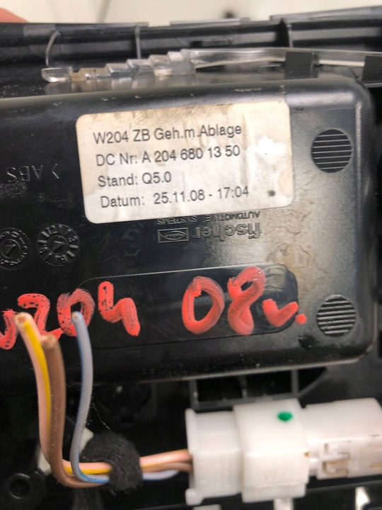 фото №5, Пепельница бардачок mercedes w204 a2046801350