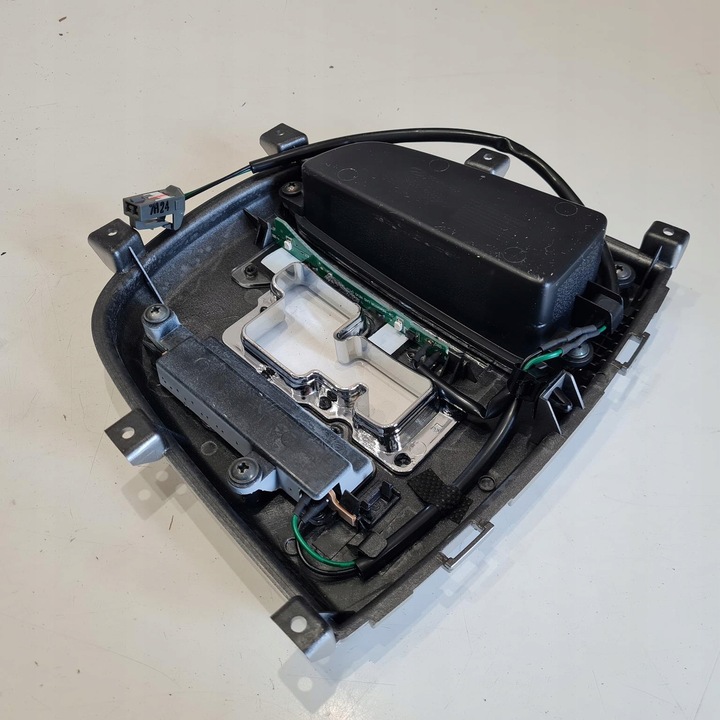 фото №6, Hyundai santa fe ii автомат рамка защита рычаг переключения передач изменения коробки передач 8468-2b000