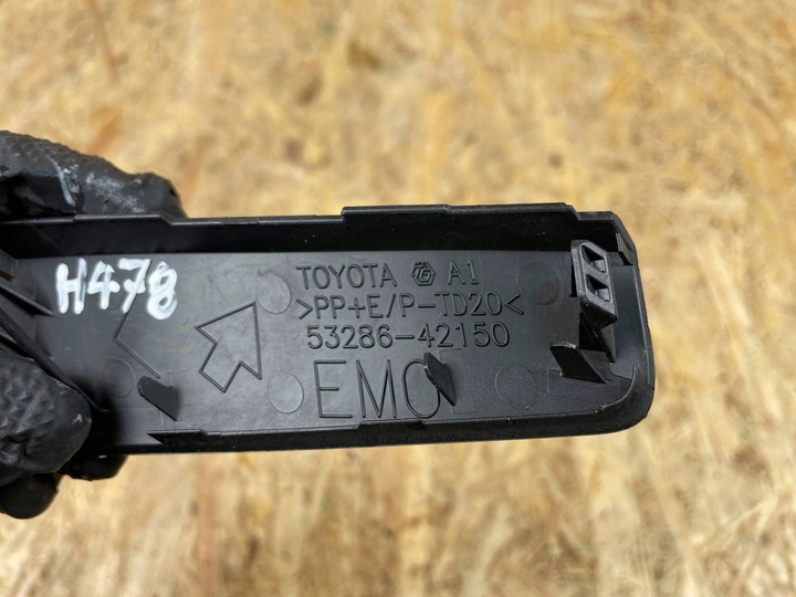 фото №9, Захист рамка заглушка фаркоп бампера перед toyota rav4 v 53286-42150 2018-