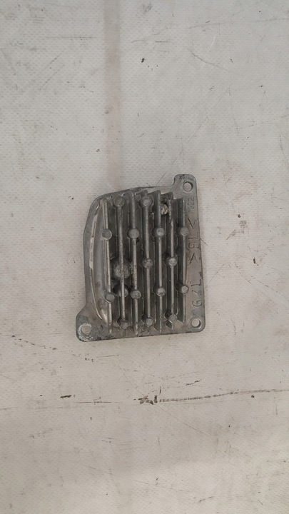 фото №1, Renault talisman megane clio модуль led 90064552