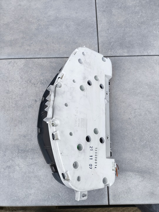 фото №7, Спідометр  манометр volvo v50 2.5 t 30695997 e