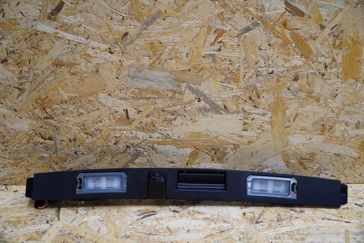 фото №1, Накладка камера крышки зад 99240-n7600 tucson iv 0km 23r оригинал новая 20-