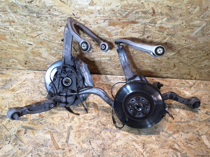 фото №1, Alfa romeo stelvio 4x4 ніжка поворотна опора права ліва