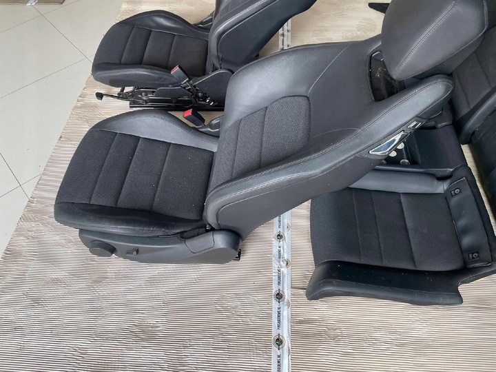 фото №7, Сиденья диван кожа mercedes-benz класс c w204