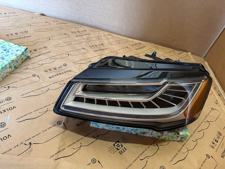 фото №10, Audi a8 d4 рестайлинг лампа лампы matrix левая правая оригинал комплект 4h0941033 usa