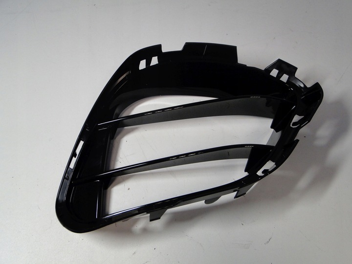 фото №9, Mercedes решітка бампера права ліва cla 118 45 amg a1188858201 a1188858101