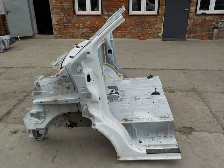 фото №1, Trafic iii 15- четверть левая