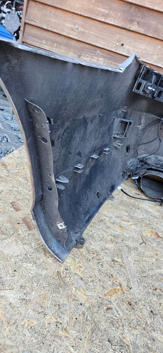 фото №13, Бампер зад задній mercedes a212 рестайлінг sedan срібний асистент