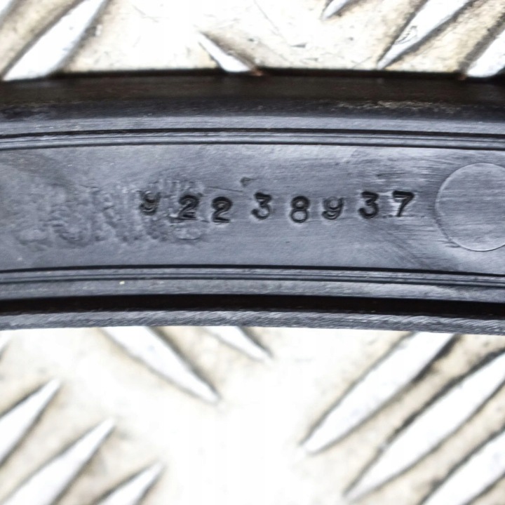 фото №7, Chevrolet camaro правая молдинг передней бампера 2010 92238937