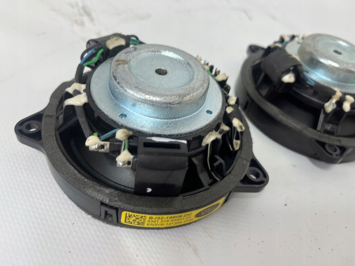 фото №9, Jaguar xj x351 3.0sc 2013r динамик динамики meridian оригинал европа