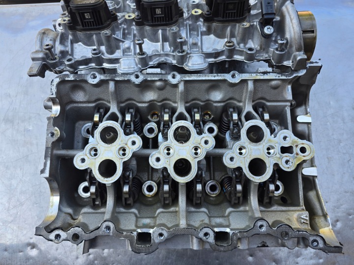 фото №5, Audi a6 a4 a6 q5 головка dlz 3.0 tfsi 06m103403ae b9 s4 комплектна
