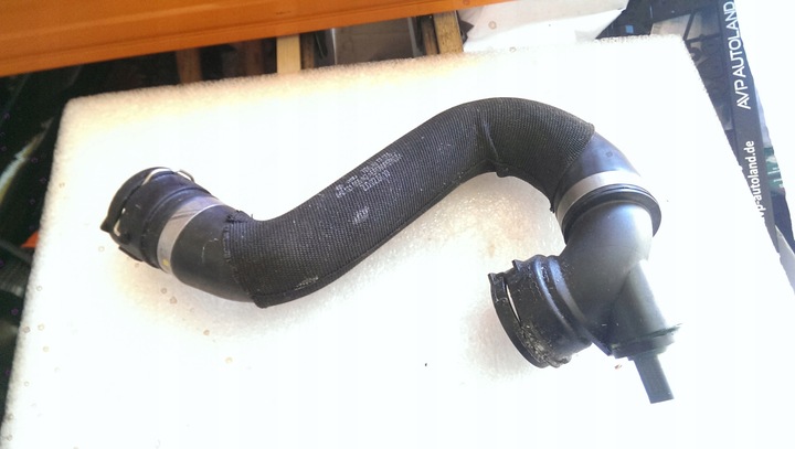 фото №1, Шланг труба води audi a8 s8 d4 4h0121055ag нова