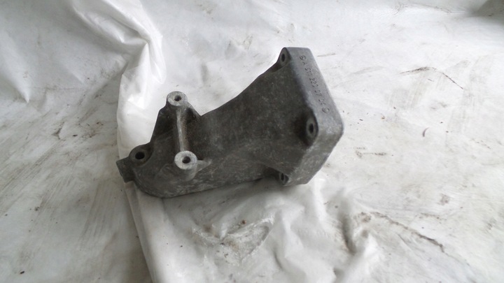 фото №1, Лапи двигуна mercedes w211 a6112230704 e клас