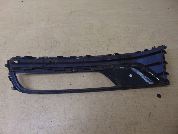 фото №9, Решётка w бампер vw passat b7 правая 3aa853666a