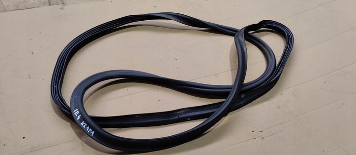 фото №1, Прокладка кришки багажника volkswagen id.4 vw id4 11a827705b