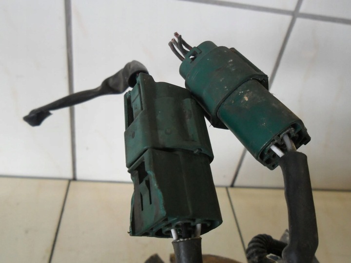 фото №8, Nissan primera p12 1.8 b 2002 колектор випускний