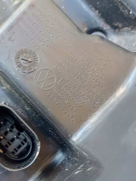 фото №6, Tayron x лампа левая задняя vw 55a945207a