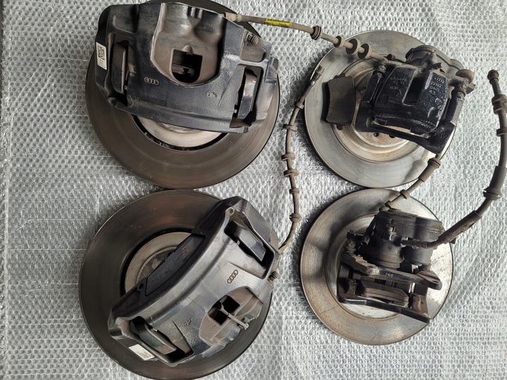 фото №1, Audi sq5 q5 8r рестайлінг 2016r затискачі гальмівні комплект + диски 380mm 330mm