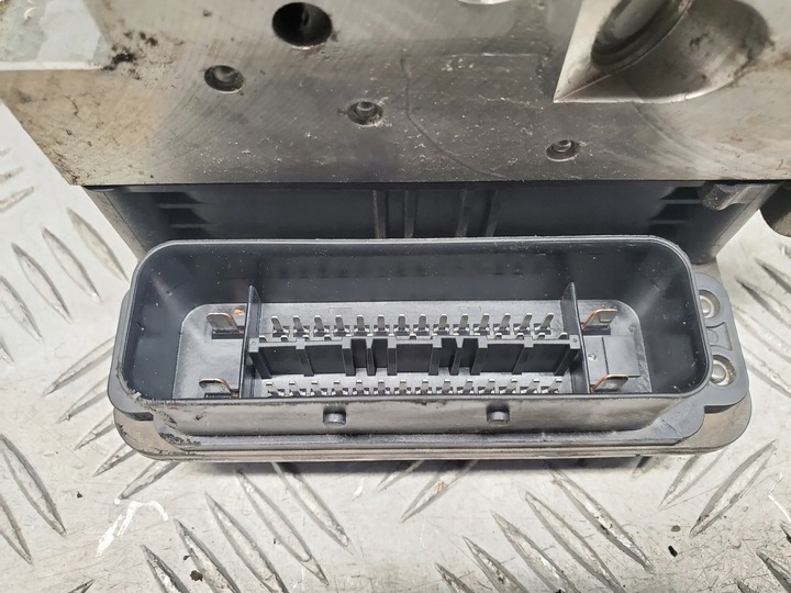 фото №7, Audi a8 s8 d4 4h 2011 насос abs