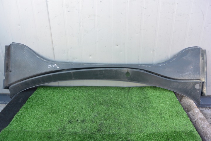 фото №5, Панель под лобовым стеклом пластиковый 561819415 vw passat b7 b8 usa