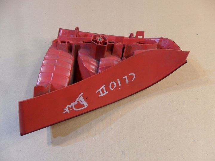 фото №13, Renault clio ii лампа права зад 8200071414