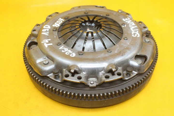 фото №1, Зчеплення диск притиск колесо маховики vw t4 1.9 d 068105271f