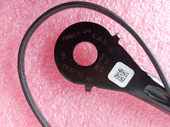 фото №5, Audi a3 8y застёжка ремня перед новая оригинальный номер