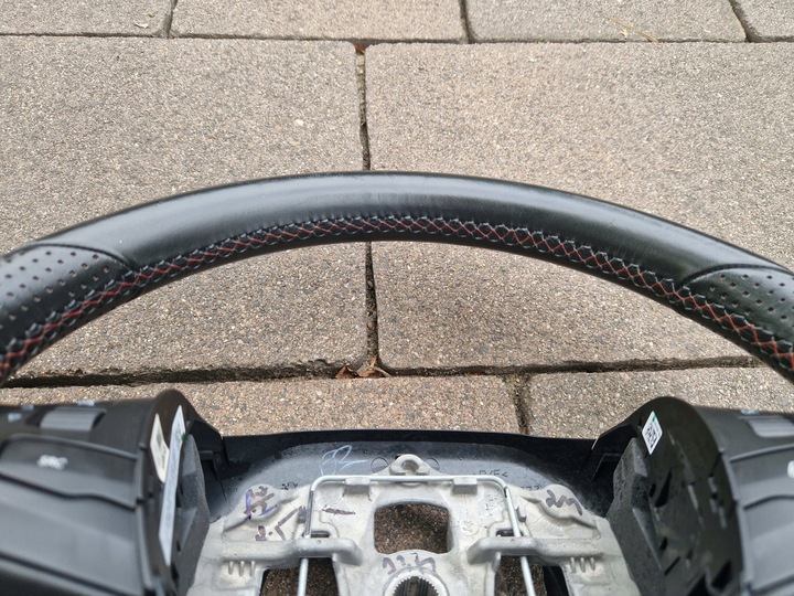 фото №8, Peugeot 208 i 2008 руль кожа мульти 98084115zd красная nić 12-2019