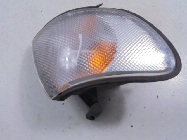 фото №12, Nissan sunny n14 поворотник левый правое 3d hb 3305