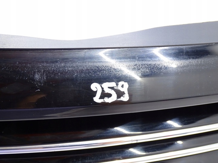 фото №12, Решётка радиатора решётка радиатор логотип vw jetta vi 5c6853653